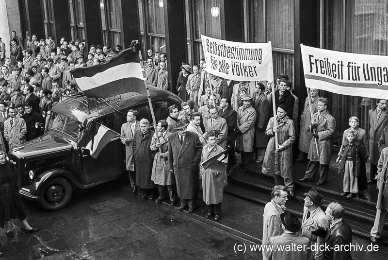 Demonstration während des Ungarn Aufstands 1956