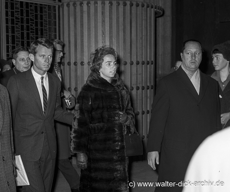 Ethel und Robert Kennedy im Kölner Dom 1964