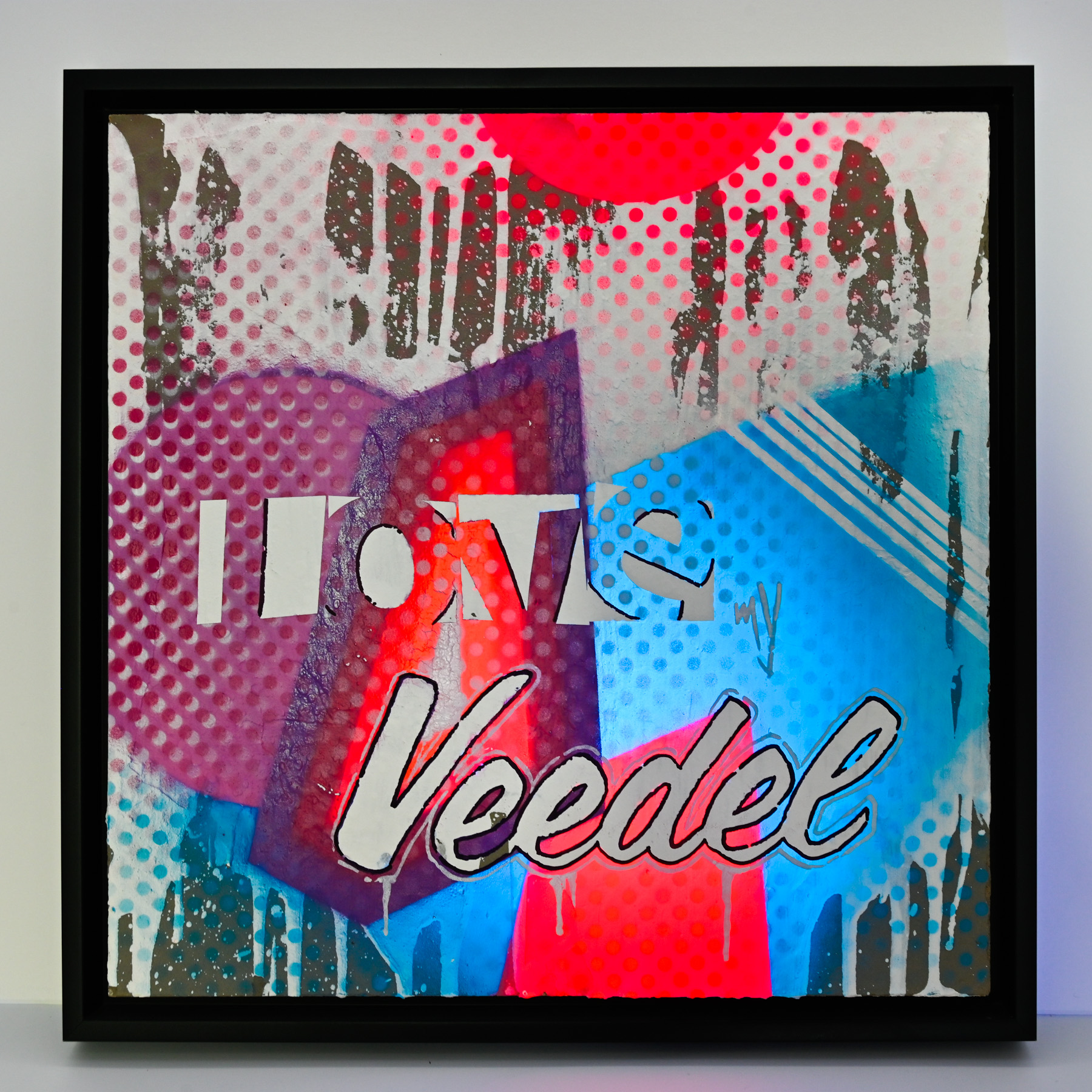 Mobile Graffiti - VEEDEL-Love NEON