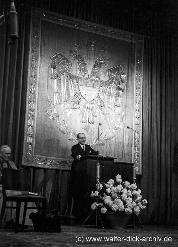 700 Jahr Feier-Festakt in der Aula 1948