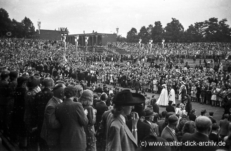 Abschlussfeier des Domjubiläums 1948