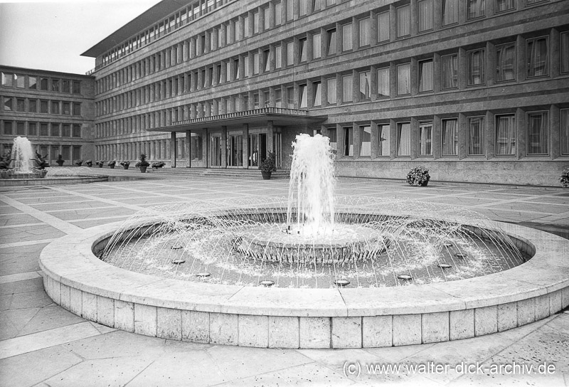 Brunnen am Gereonshof 1959